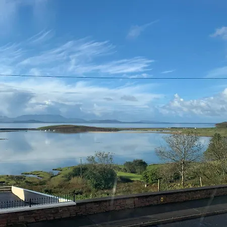 Mary's Of Πανσιόν 3*